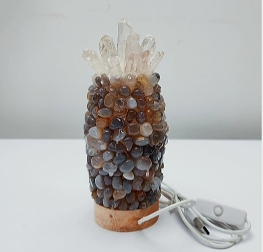 Nyhet / Ny, stor og hÅndlaget " Pineapple " Brown Agate Quartz Stone Ledlampe med dekorativ Crystal Top Decor..18x8cm