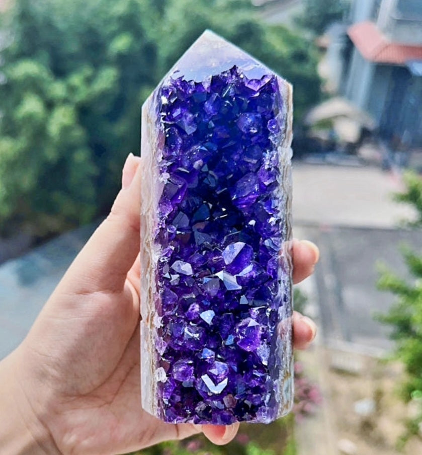 Kampanje / Uruguay & Brazilian Ametyst Geode - Agate Tower, 600 - 800 gram