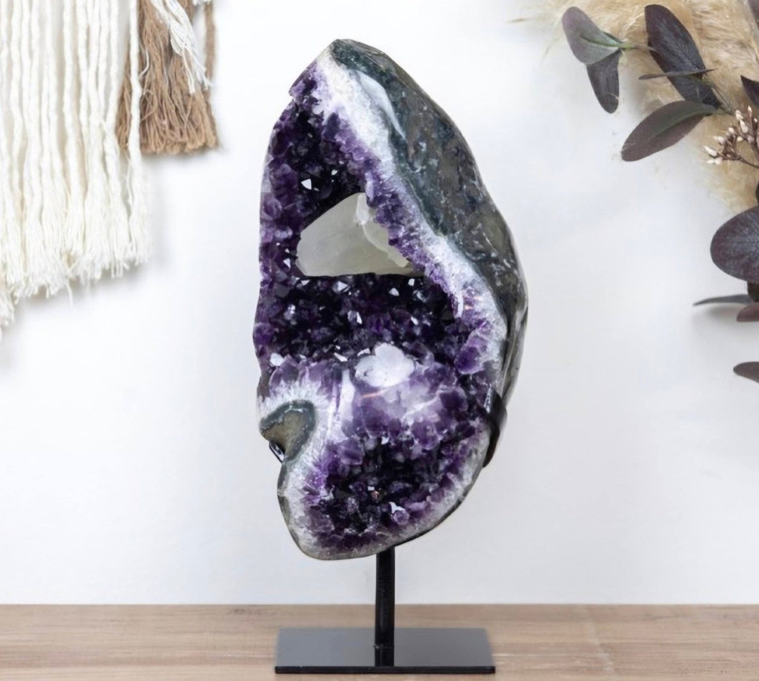 Uruguay Ametyst & Agate Geodes w/stand 1 - 5kg