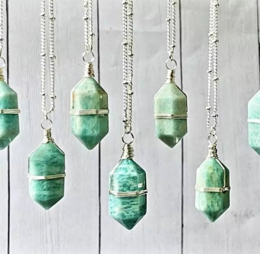 Nye Wire Wrap kjede m/ Amasonitt spissanheng, Silver plated