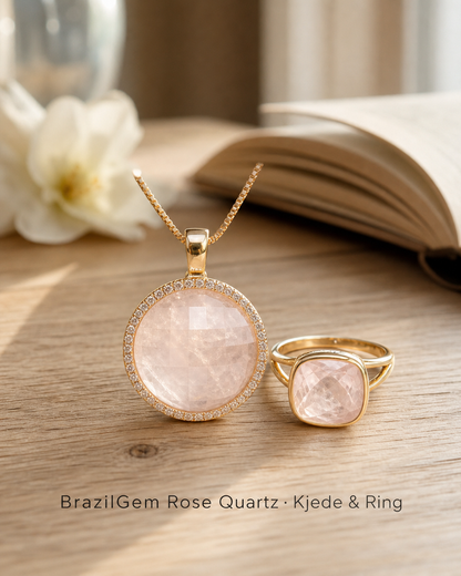 Summersale / Vakkert Rose Quartz Smykkesett ( Kjede, 925s Ring m/zirkoner, Øredobber )