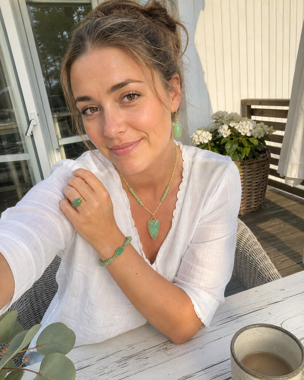 DAGENS UTVALGTE GRØNN QUARTZ SMYKKESETT ( Kjede, Ring, Øredobber, Armbånd )