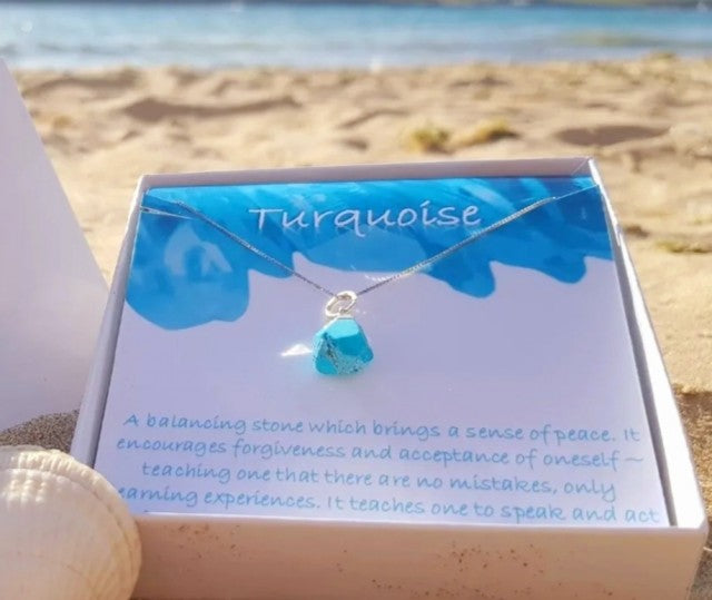 Vakkert Birthstone Designkjede m/RÅsten - Turquoise - Gold Electroplated