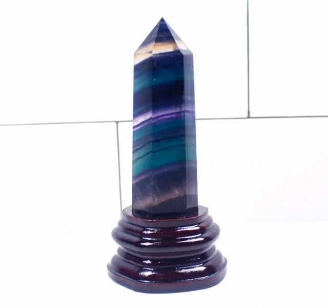 Large Fluorite Quartz TÅrnkrystall m/trebase, 10x3cm