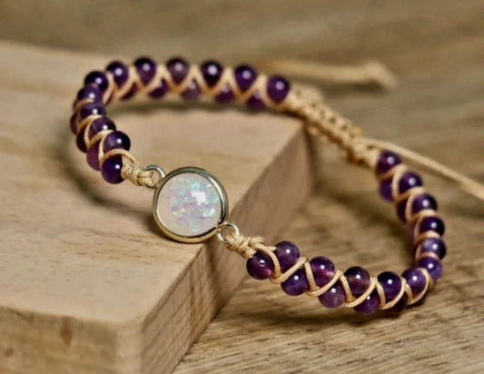 Enkle og vakre Chambhala 2 rader armbÅnd m/ Rund Opal sten og smÅ Ametyst stener ( justerbart )