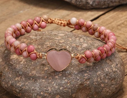 Enkle og vakre Chambhala 2 rader armbånd m/ Hjerteformet Rose Quartz sten og små tilsvarende Rhodonite stener ( justerbart )