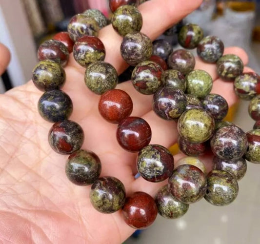 Enkelt og fleksibelt steinarmbÅnd, Dragon Blood Jasper