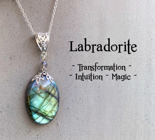 Nye, hÅndlagede Labradorite Anheng m/kjede , Silverplated
