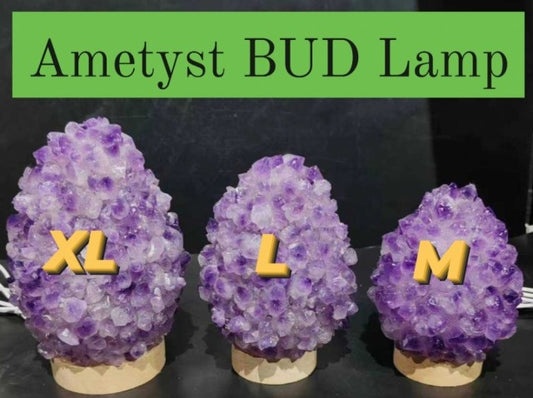 Nyhet 2024 / Unik, hÅndlaget RÅ Ametyst BUD Crystal Lamp m/trebase og usb, ca. 17x10cm, XLarge Size