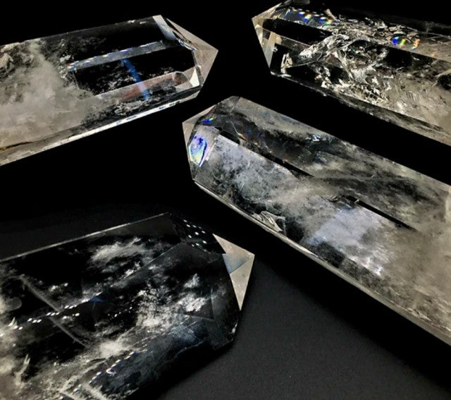 Rawcut Clear Quartz Towers w/base - High Quality, ca. 15 - 20cm 1kg