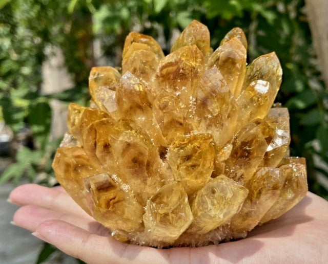 Small Klar Gul mineralkvarts Cluster krystalldekorasjon, ca. 300gram