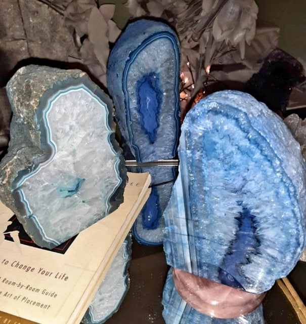 Stor XL blÅ Agat Geode Krystallampe, 18 - 20cm, inkl. trebare m/ledlys og remote control