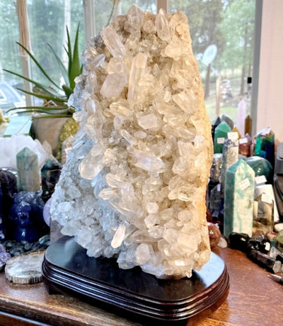 MEGASTORT & EKSKLUSIVT Brazilian Clear Quartz XXL Cluster, ca. 43x30cm  21kg