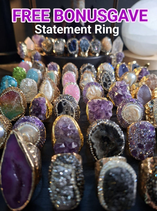 FREE BONUSPAKKE 1 v/ *Kjøp Kr. 1000,- etter rabatt ( 1 stk. Statement Ring, Gold Electroplated