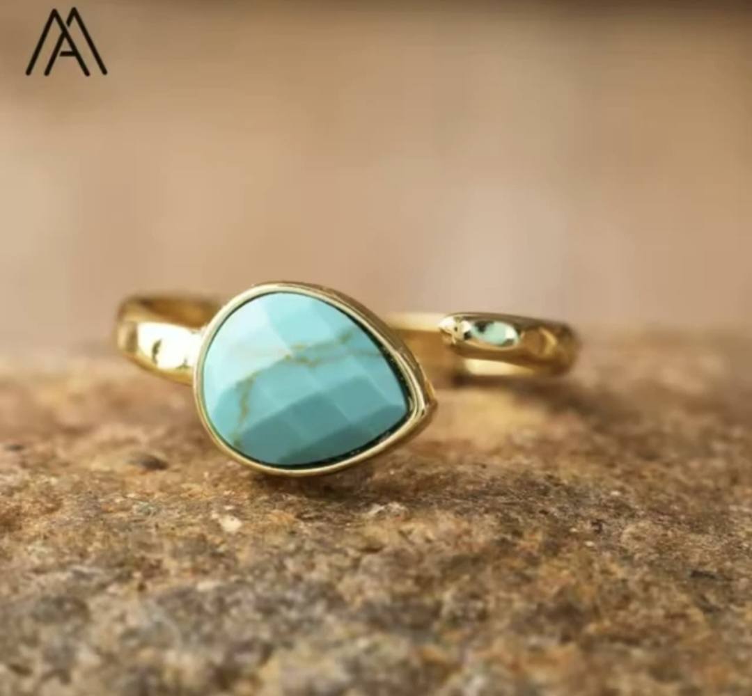 Nye MICCI Design Natural Stone Rings, 18K Goldplated, one size - justerbar, Teardrop Design, Turkis
