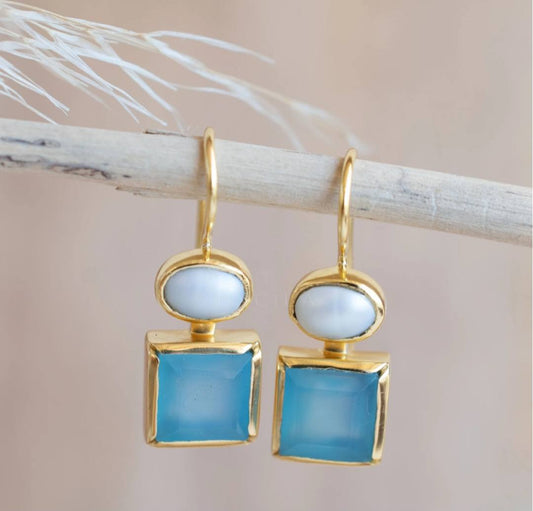 CILA " FABY " Earrings w/ Chalsedony & Pearl , 18K Goldplated