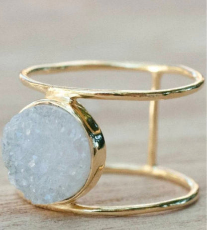 Vakker White Druzy 18K Goldplated over sterling silver Ring - modell " Helen "