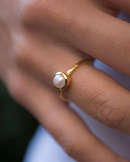 Ny & Trendy 18K Mareshia Goldplated Ring - White Perle