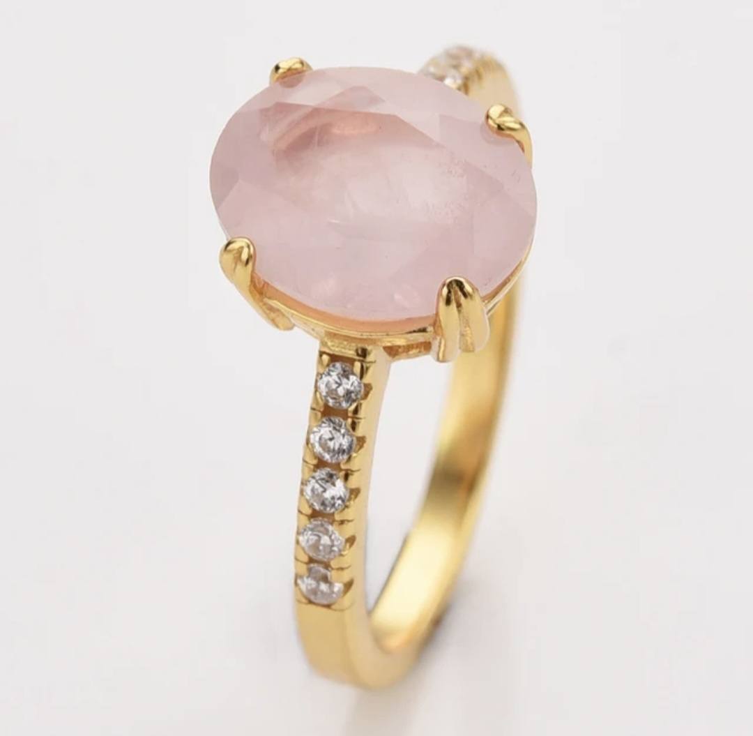 Ny & Trendy 18K Goldplated ( 925s Silver ) Art Deco Vintage Ring - med oval 8x10mm Rose Quartz sten og zirkoner