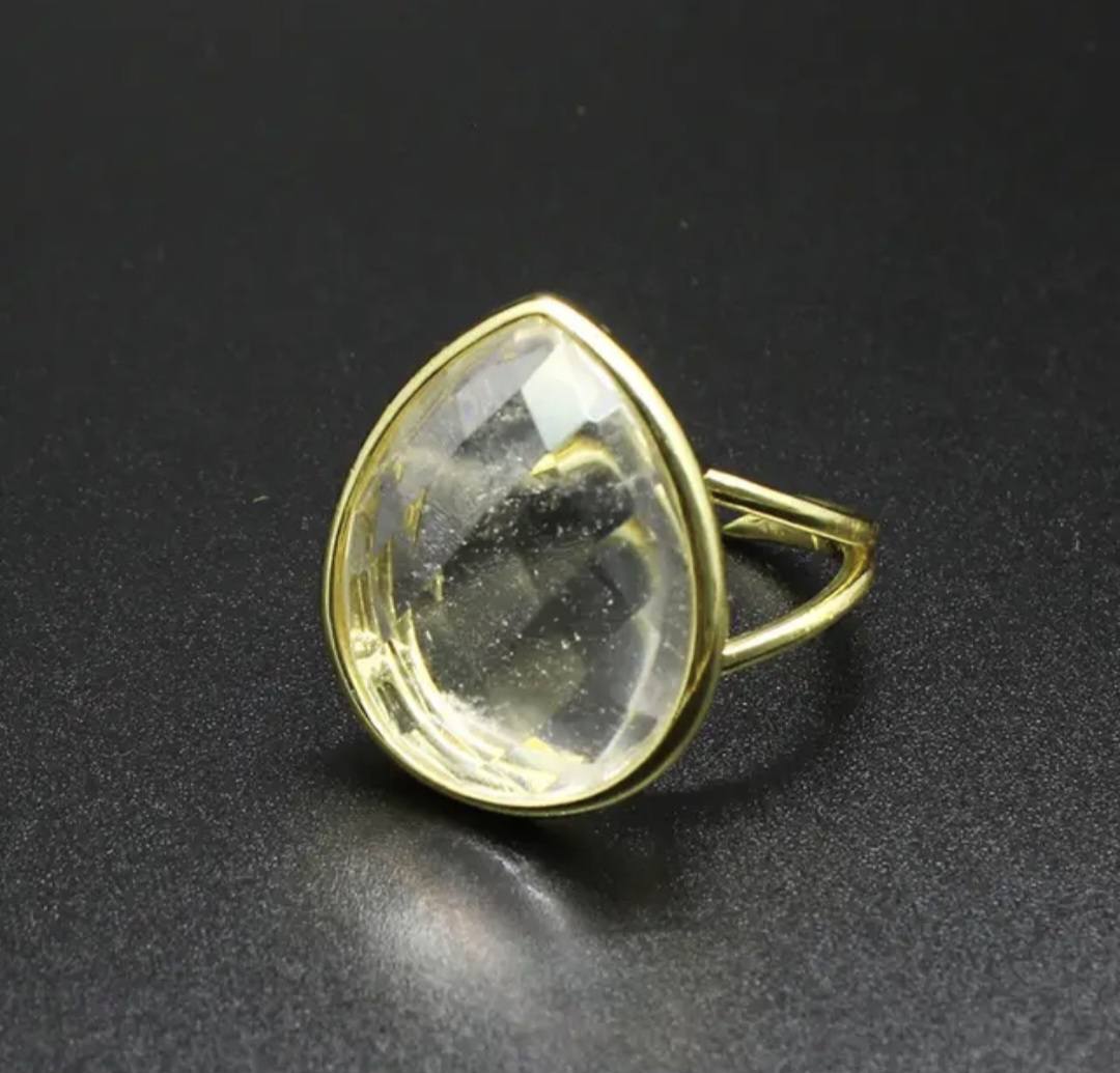 Nye MICCI Design Natural Oval Clear Quartz Stone Ring, 18K Goldplated, one size - justerbar