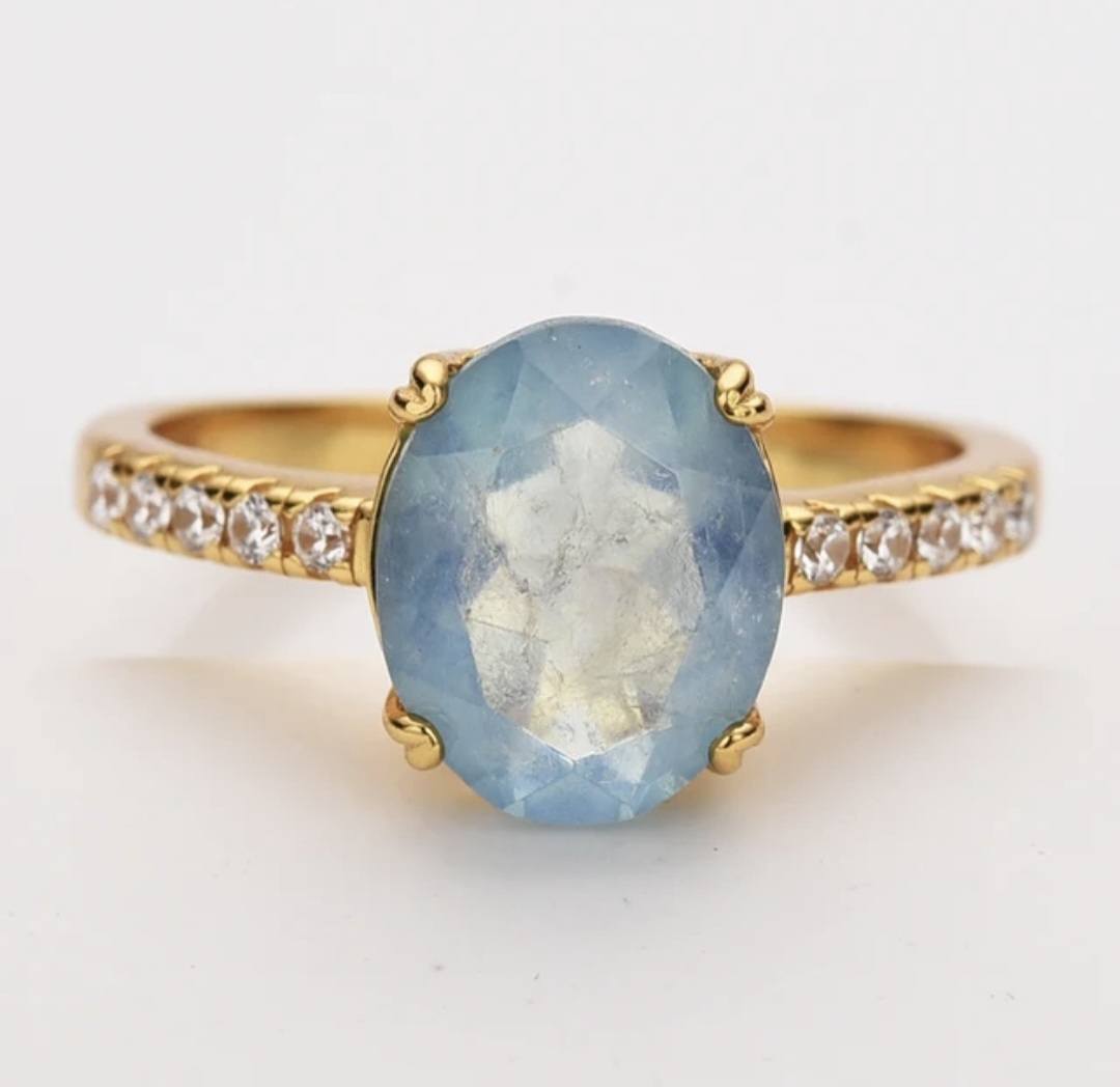 Ny & Trendy 18K Goldplated ( 925s Silver ) Art Deco Vintage Ring - med oval 8x10mm Aquamarine sten og Zirkoner