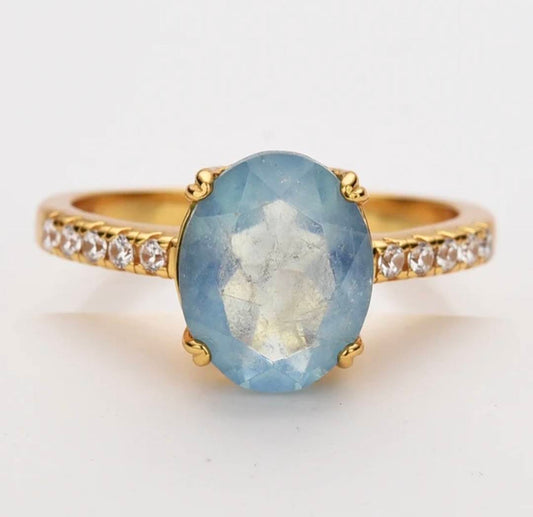 Ny & Trendy 18K Goldplated ( 925s Silver ) Art Deco Vintage Ring - med oval 8x10mm Aquamarine sten og Zirkoner