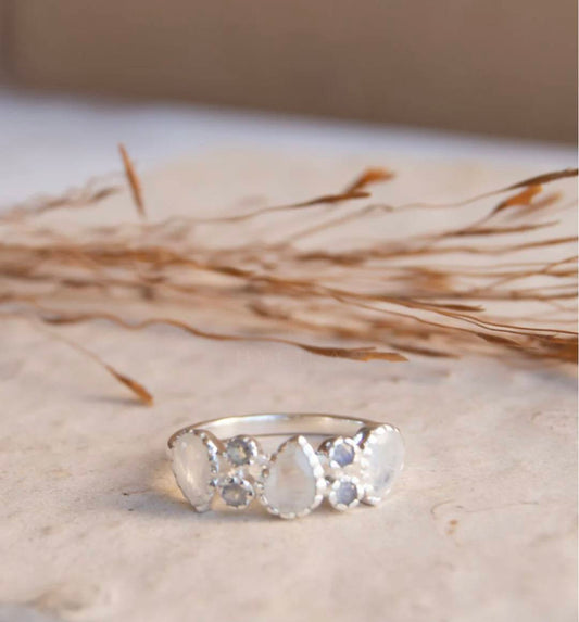 Håndlaget, Designring " Maggie " med Moonstone & Labradorite 925s Sterling Silver