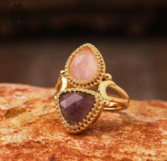 Nye MICCI Design Natural Two Stone Rings, 18K Goldplated, one size - justerbar, Ametyst og Rose Quartz