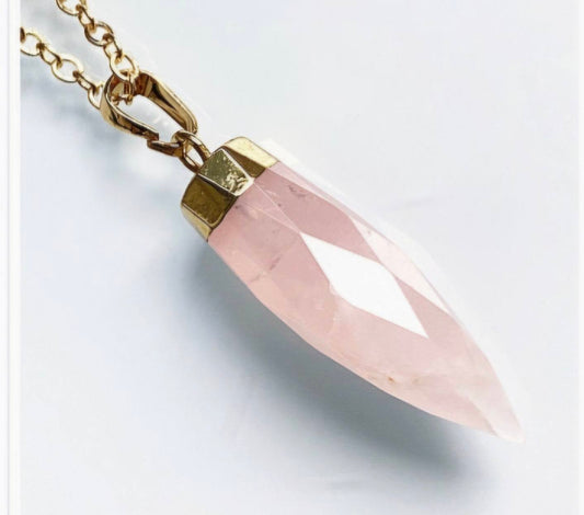 Nye Spike Point Pendel Anheng i Rose Quartz m/kjede , Gold Electroplated