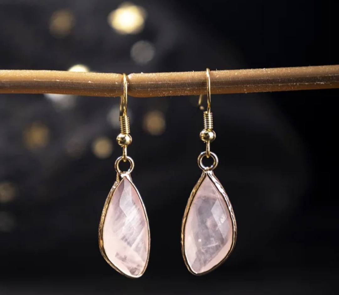 Nye MICCI DESIGN natural Rose Quartz Øredobber, 40mm Gold Electroplated