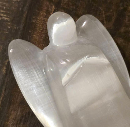 Vakker, håndlaget XL Moroccan Angel ca. 20cm&nbsp;med dekorativ Led Trebase og lysjustering
