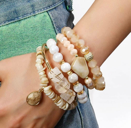 Nye, BoHo Mediterraen 5 rader, fleksible armbånd med druzy White/ Beige Agat sten og Decor Design
