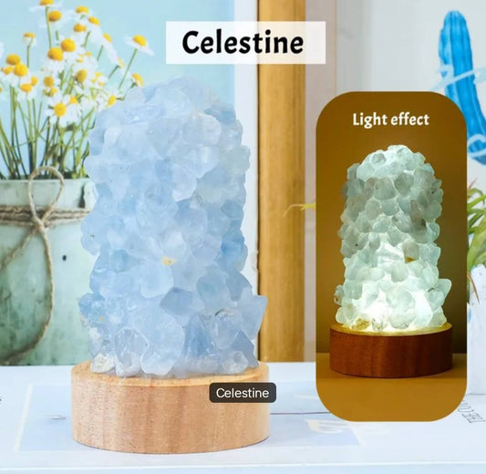 10cm håndlaget Celestite Råstens Led lampe på trebase m/usb ledning