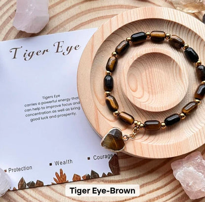 Enkle, fleksible Design Armbånd med naturstener og charms, Tiger Eye
