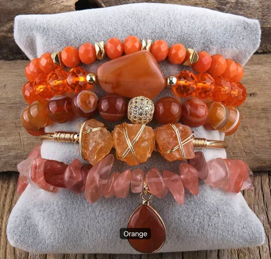Nye, BoHo Mediterraen 5 rader, fleksible armbånd med oransje Agat sten og decor, Purple Design