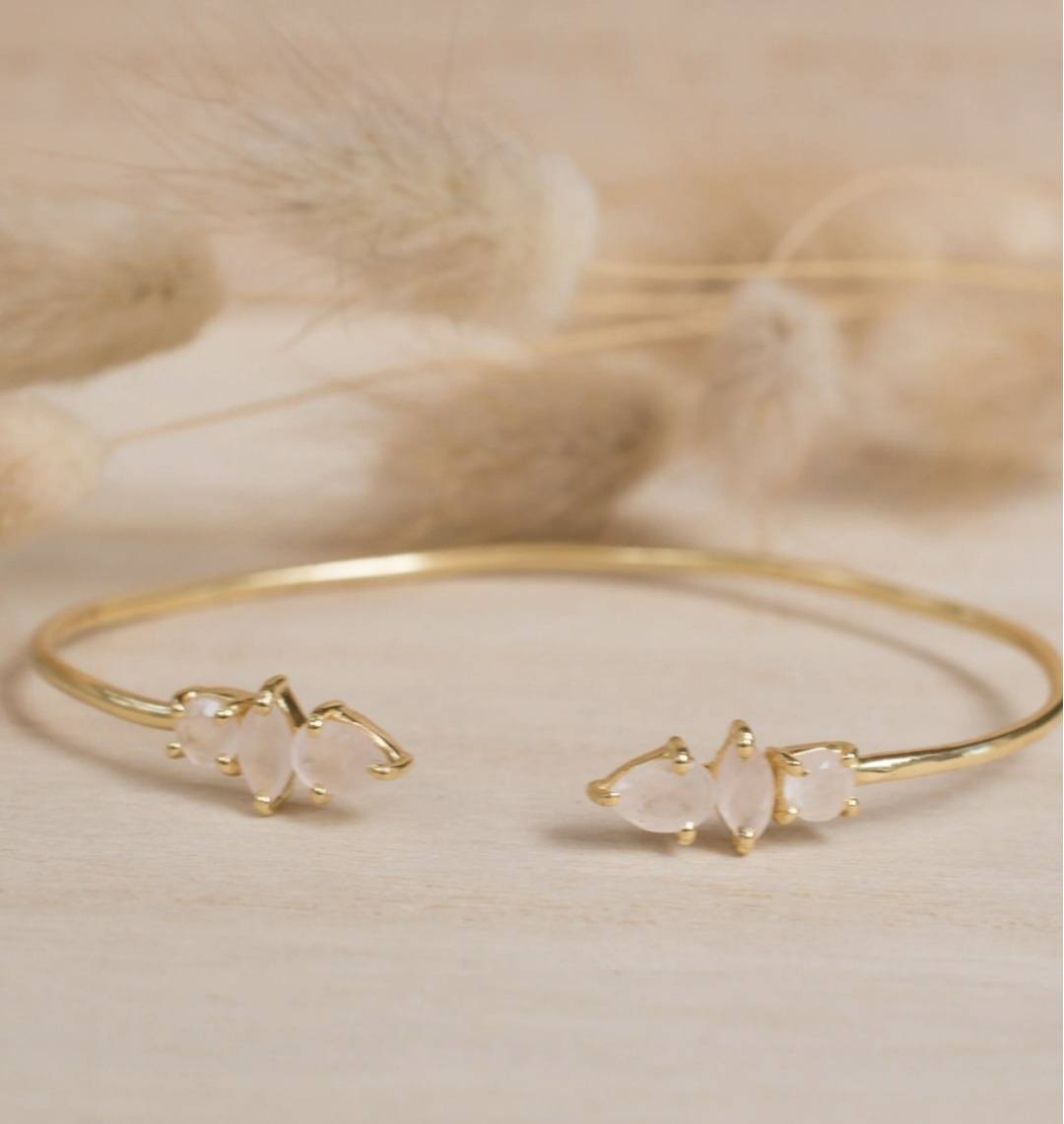 CILA " Yasmin " Design Armbånd w/, Rose Quartz, 18K Gold Electroplated