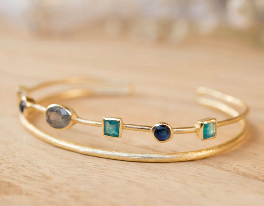 CILA " Kathy " Design Armbånd w/, Labdradorite, Green White JADE, Sapphire Hydro, 18K Gold Electroplated