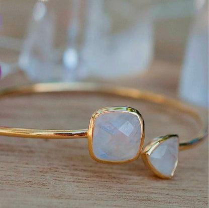 CILA Design Armbånd w/ , Moonstone , 18K Gold Electroplated