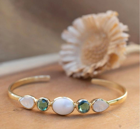 CILA " Luiana " Design Armbånd w/ Moonstone, Green Tourmaline Hydro, Perle, 5 Stone Design, Gold Electroplated