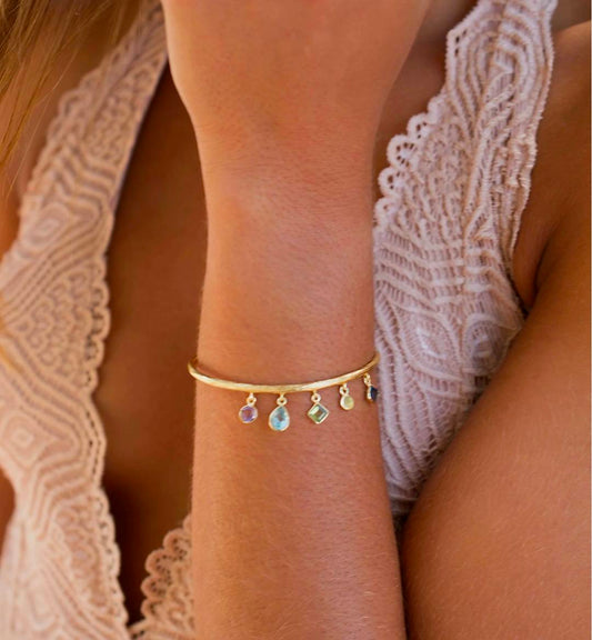 CILA " Emma " Design Armbånd w/, Ametyst, Blue Topaz, Peridot, Iolite Hydro, 18K Gold Electroplated&nbsp;