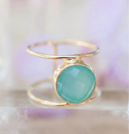 Vakker Aqua Chalsedony 18K Goldplated over sterling silver Ring - modell " Helen "