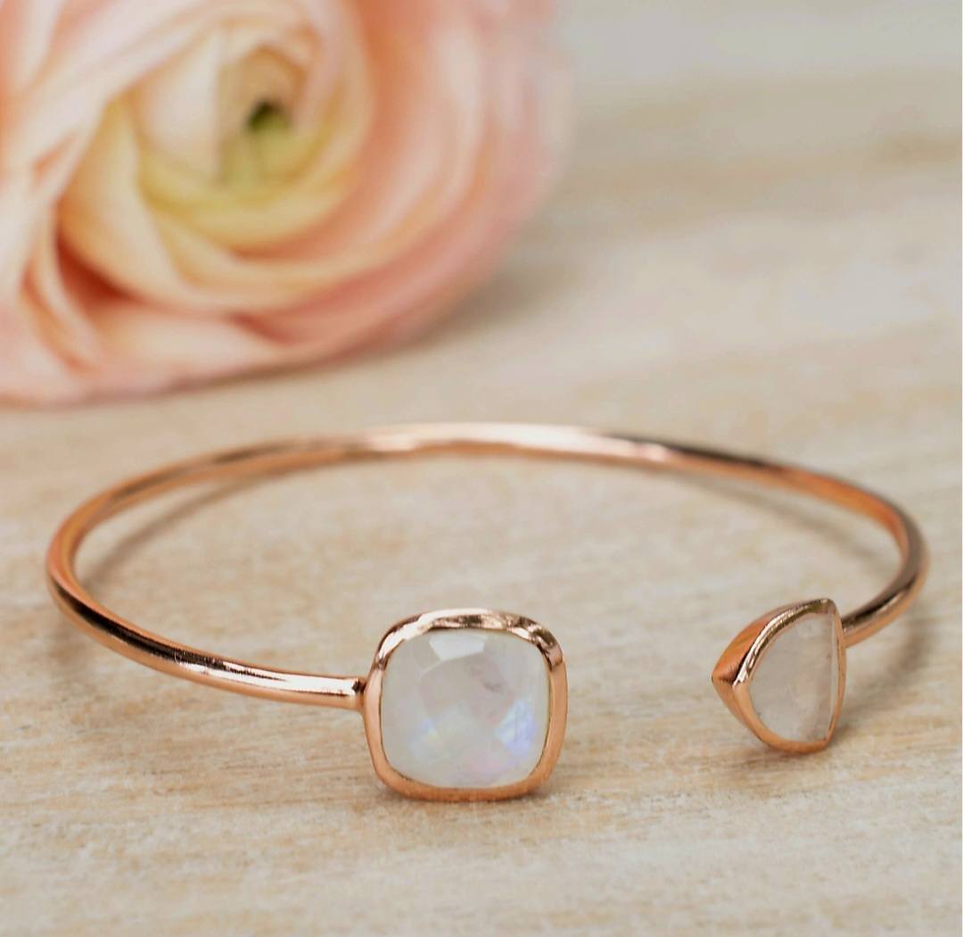 CILA Design Armbånd w/ , Moonstone , 18K Gold Electroplated