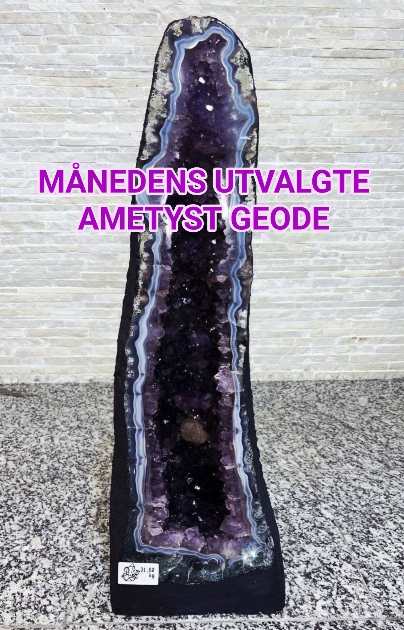Månedens Utvalgte / Inntil 40% OFF - AMETYST GEODE - Total Weight 31.6kg - 69cm Høy - 23cm bredde - 23cm Dybde