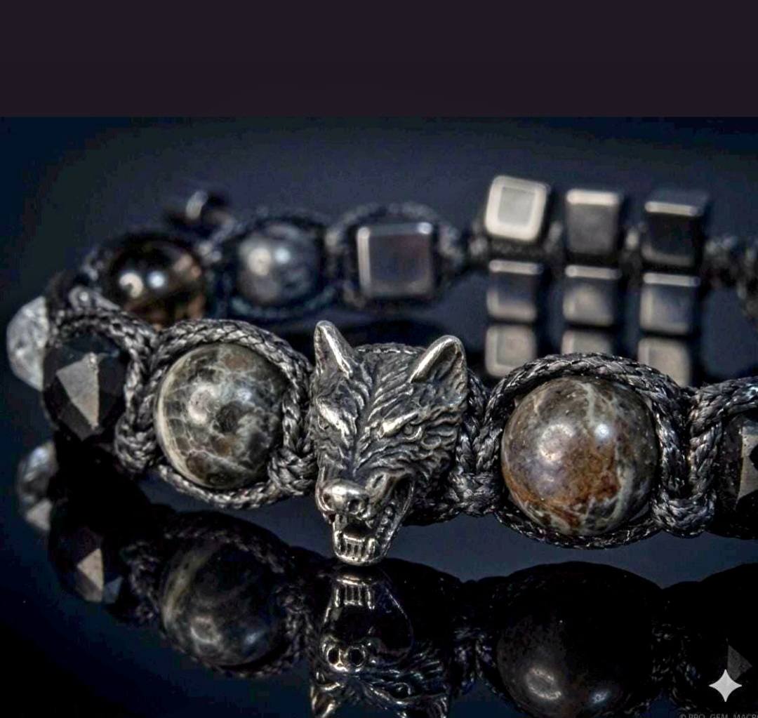 New 2026 Design / Trendy og Exclusivt Shambhala Armbånd, " Wolf Head " Protection Bracelet with Black Tourmaline, Black Moonstone, Larvikite, Smoky Quartz and Hematite