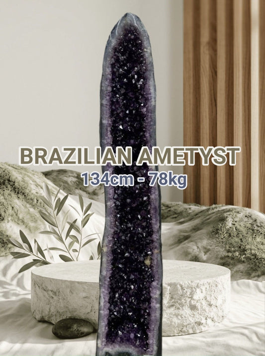 KAMPANJE HIGH QUALITY PREMIUM AMETYST GEODE - Inntil 40% OFF + Fri Frakt - 134cm Høy - 78Kg Totalt. mined in Brazil