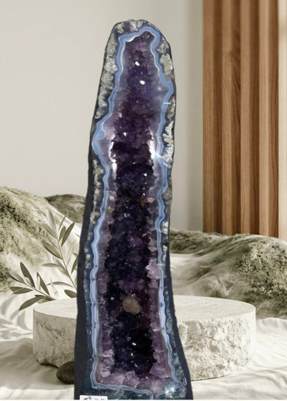 Månedens Utvalgte / Inntil 40% OFF - AMETYST GEODE - Total Weight 31.6kg - 69cm Høy - 23cm bredde - 23cm Dybde