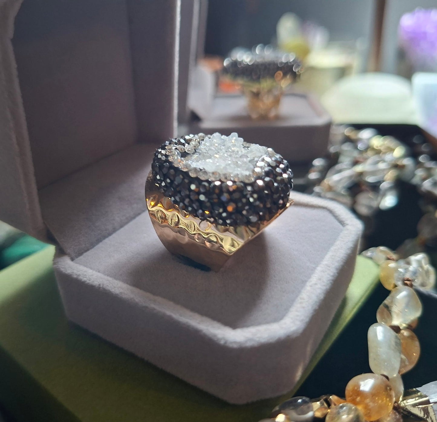 SUMMERDEAL / 2 - 1 Jewelry Set ( Ring + Kjede ) - 6 Design, Gold Eletroplated