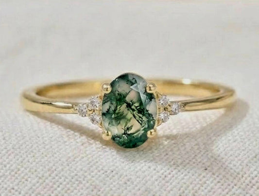 Ny & Trendy 14K Goldplated ( 925s Silver ) Art Deco Vintage Ring - med oval 8x10mm Green Moss Agate Quartz sten og Zirkoner