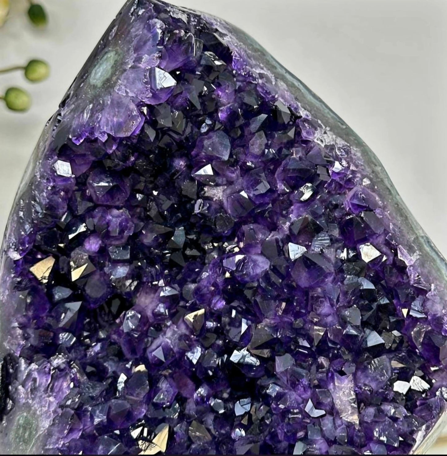 Amethyst Crystal Cluster Geode with Deep Purple Crystals - MWS2651, 29x17x15cm, 4.9kg