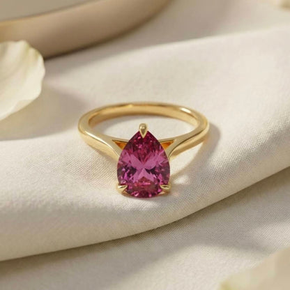 Vakker og Mareshia "Solitaire" enstens 9x7mm Pink Tourmaline Ring, Gold Vermeil ( 925s Silver )